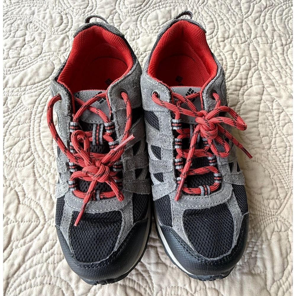 Columbia Redmond Waterproof Hiking Shoe Grey Black Red Youth Size 5 BY2857 - Picture 1 of 6